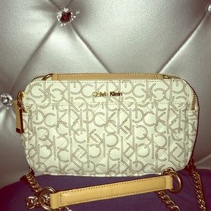 Calvin Klein purse (handbag)